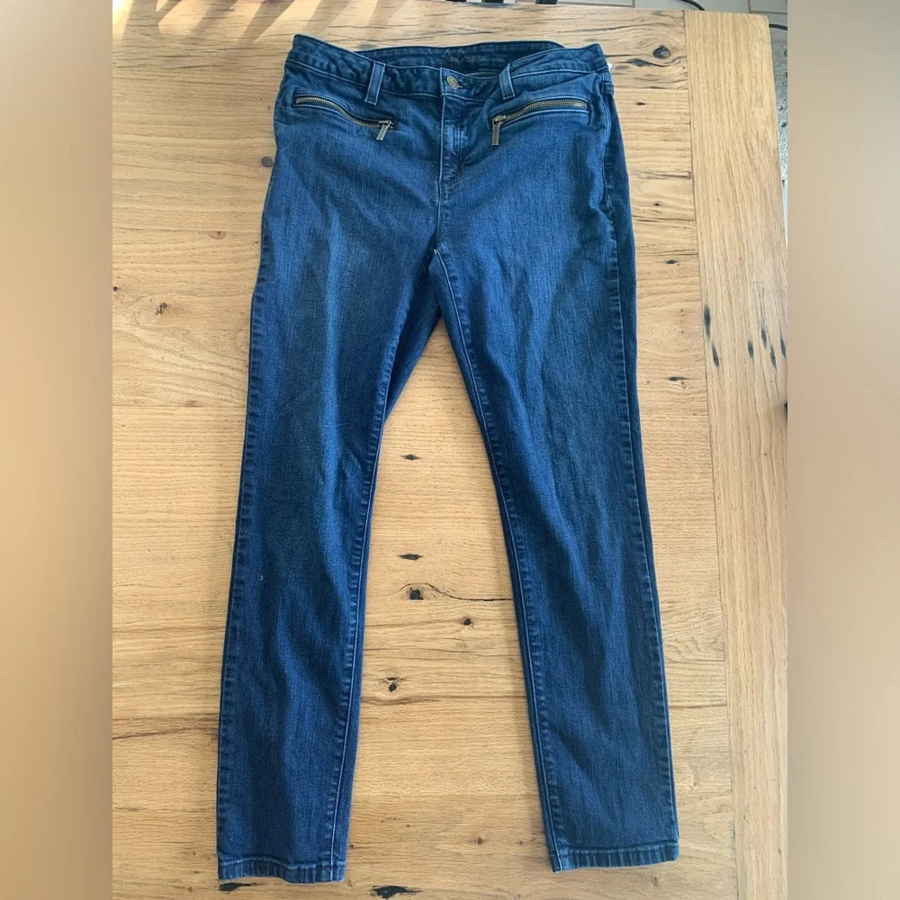 Michael Kors Zipper Pockets Skinny Leg Jean Blue‎ Med Wash Women’s 8 Preloved